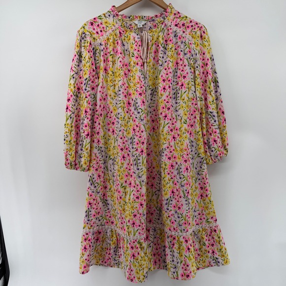 crown & ivy Dresses & Skirts - Crown & Ivy Womens 2X Pink Yellow Floral Ruffle Neck Tassel Shift Dress